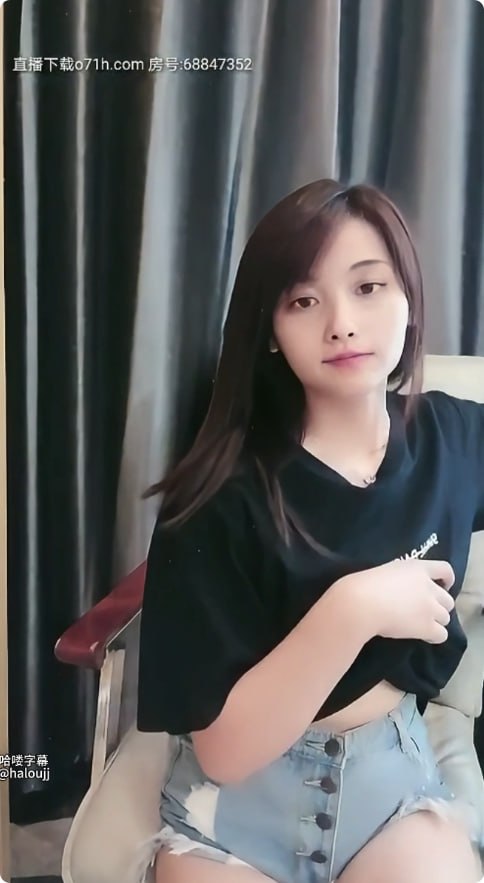 免费av永久网址,メイリン モデルコレクション メ,观看免费无删减完整版